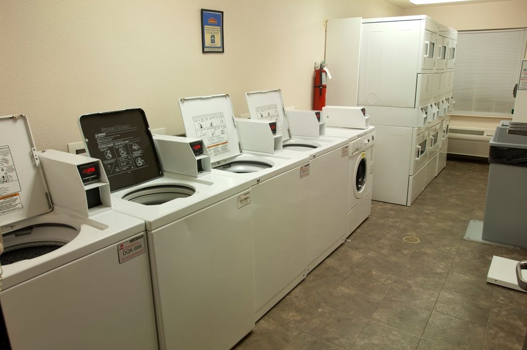 Woodspring Suites Ocala Facilities photo