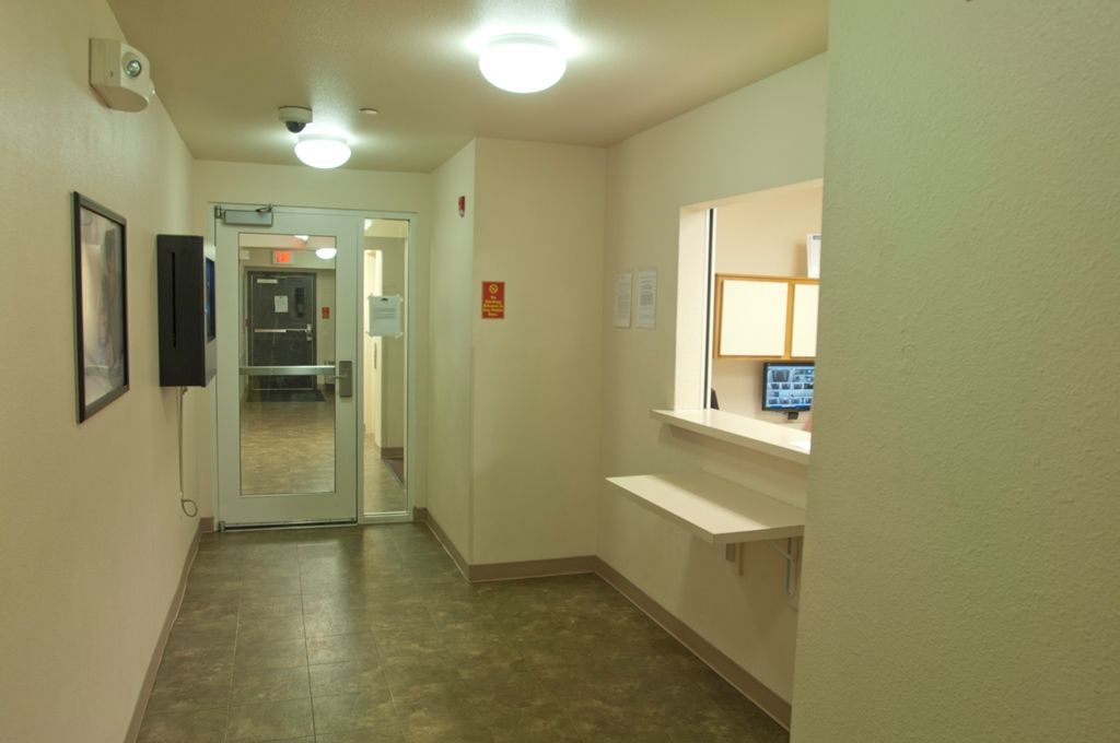 Woodspring Suites Ocala Interior photo